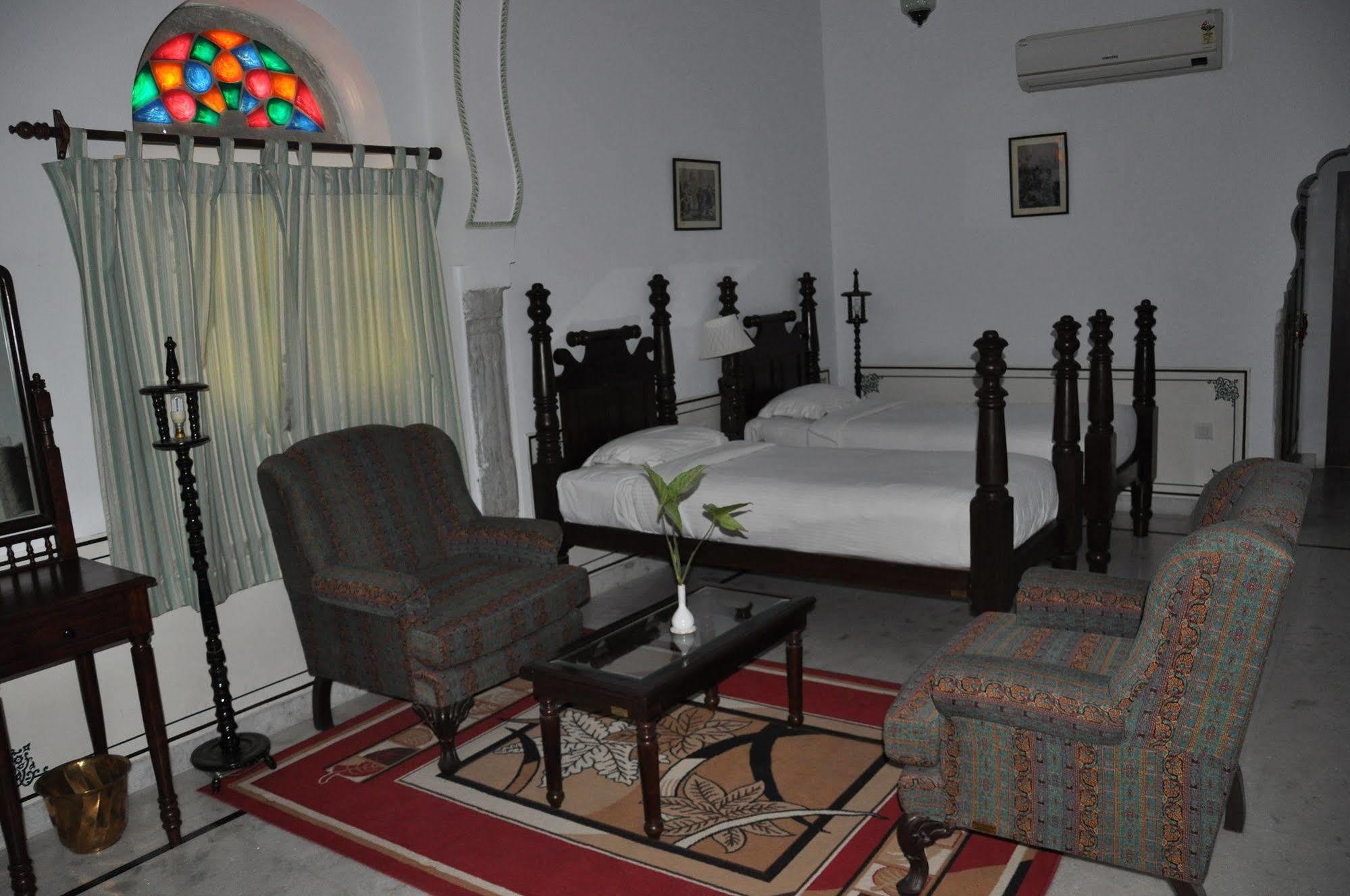Khandela Haveli - A Boutique Heritage Hotel Джапур Экстерьер фото